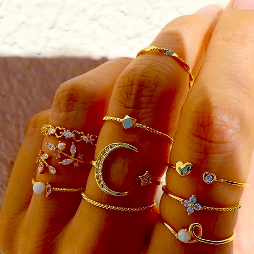 🌺 10pcs Round Ring Set in Gold and Blue